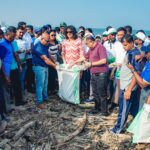“Clean Sri Lanka” වැඩසටහනට සමගාමිව පැවැති මට්ටක්කුලිය කාක දුපත වෙරළතීරය පිරිසිදු කිරීමේ වැඩසටහන